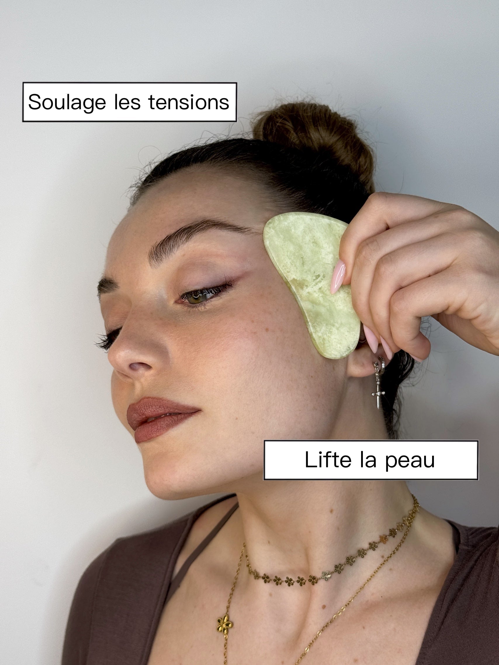 GUA SHA EN PIERRE DE JADE